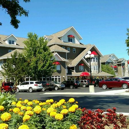 Cherry Tree Inn & Suites Traverse City Exterior foto