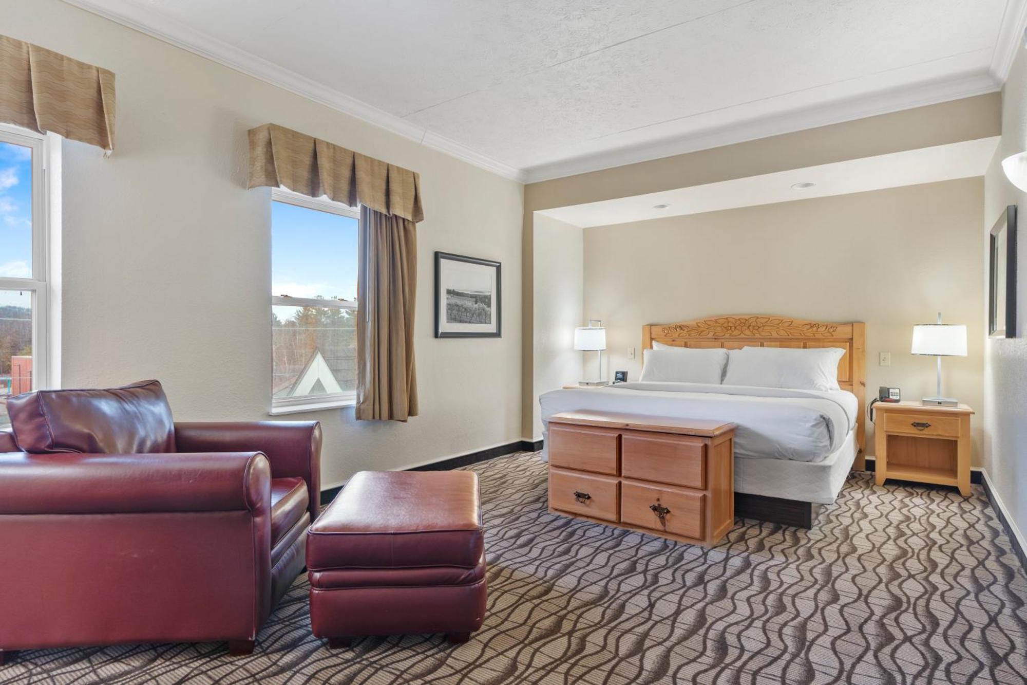 Cherry Tree Inn & Suites Traverse City Exterior foto